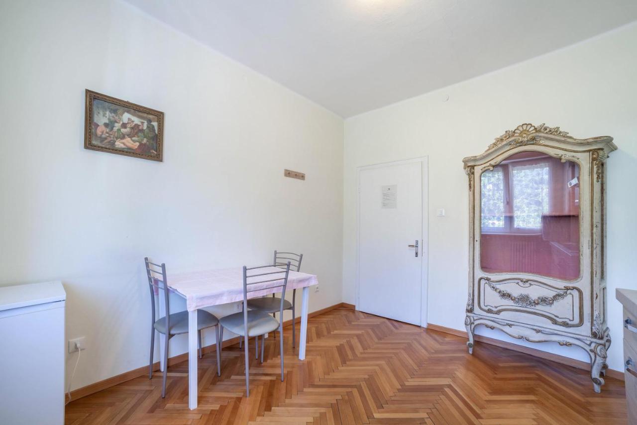 Apartment Hubertus 6 *
